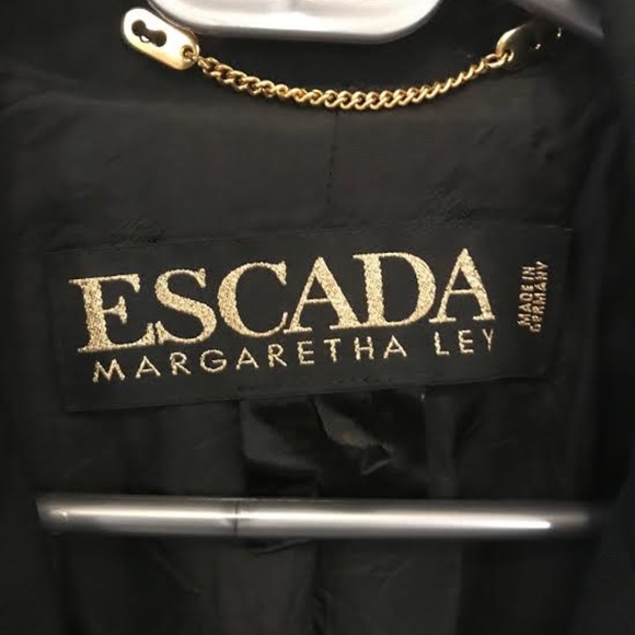 Black Escada Margaretha Ley Blazer Great Condition - Picture 3 of 3